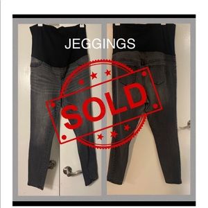 3 Pairs of Liz Lange Maternity Jeans FREE SHIPPING
